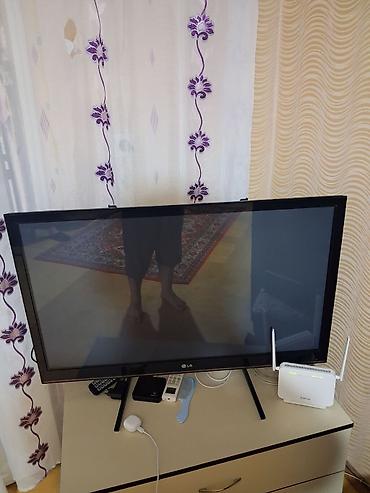 LG LED televizor - Təxmini diaqonal: 32–40 düym (kompakt ölçü, otaq