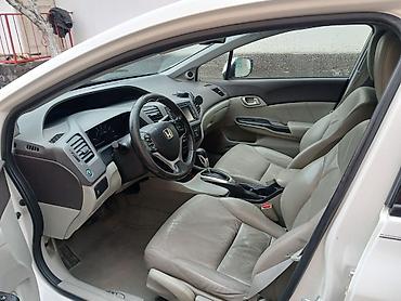 Honda: Honda Civic: 2012 г., Автомат, Гибрид, Седан — 3