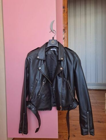 Куртки: Женская куртка 9Fashion Woman, M (EU 38), цвет - Черный
