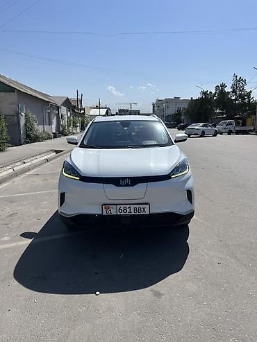 wuling mini ev: Weltmeister EX5, 2021 г., 89000 км, Передний — 2