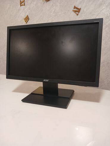 Видеокарты: Heç bir problemi olmayan monitor təqdim edirəm . 60 hz . Ölcüsünü