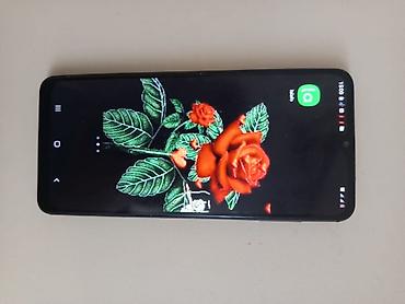 kamera digital: Smartfon – tam ekranlı, damla tipli ön kamera kəsiyi olan model — 1