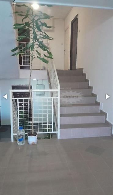 Stan na dan: Namešten stan sa terasom. - Prostrana dnevna soba sa francuskim — 10