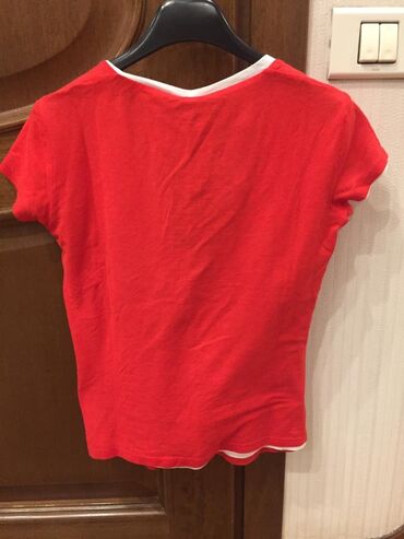 Futbolka və maykalar: Original armani kofta,xs razmer,yenidir,etiketkasi ustunde.Hediyye de -da lalafo.az — 5 Futbolka və maykalar: Original armani kofta,xs razmer,yenidir,etiketkasi ustunde.Hediyye de — 5