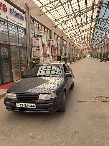 Opel: Opel Vectra: 2 l | 1994 il 270000 km Sedan — 1