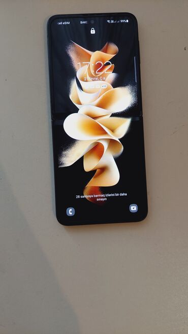 Samsung: Samsung Galaxy Z Flip 3, 128 GB, rəng - Yaşıl, Simsiz şarj, İki sim kartlı, Face ID -da lalafo.az — 9 Samsung: Samsung Galaxy Z Flip 3, 128 GB, rəng - Yaşıl, Simsiz şarj, İki sim kartlı, Face ID — 9