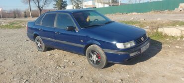 Volkswagen: Volkswagen Passat: 1995 г., 1.8 л, Механика, Бензин, Седан