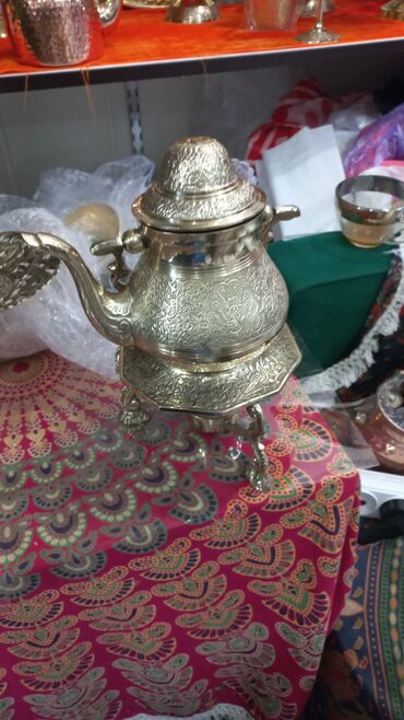 Сервировка стола для праздника: Жезденлатундан идиштер бар,пайдасы зор ден соолукка,1200сом — 12