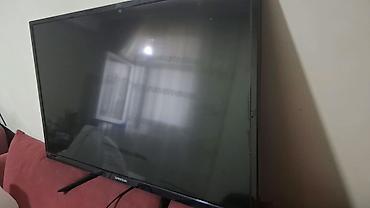 kiçik tv: EMERSUN LED TV – Model: 32 LE 2200 - Ekran: 32 düym LED - Girişlər — 1