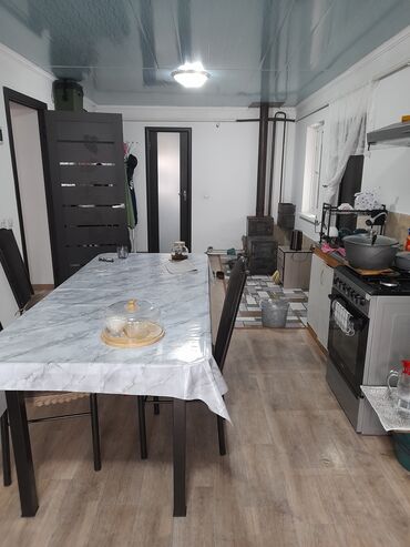 Продажа домов: Полдома, 80 м², 3 комнаты, Собственник at lalafo.kg — 6 Продажа домов: Полдома, 80 м², 3 комнаты, Собственник — 6