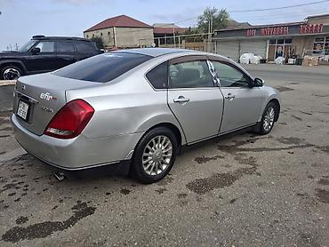 nomre satışı: Nissan Teana sedan - Kuzov: 4 qapılı sedan, iri ölçülü salon - Rəng — 5