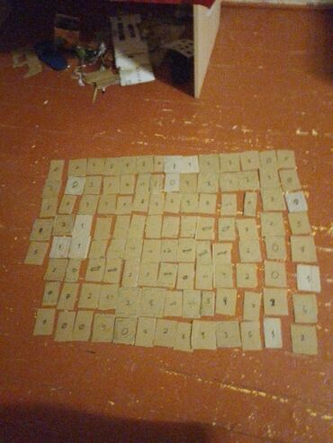 3d eynekler satisi: Bu UNO kartlari satılır.biri 5 qepikden satılır.108 dene kartdir