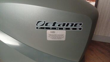 Digər idman və istirahət malları: Octane Fitness brendinin istehsalı olan bu elliptik trenajor, effektiv