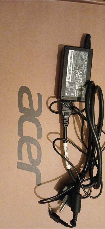 Apple MacBook: Acer