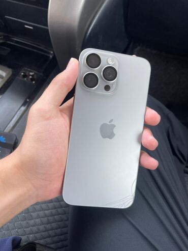 airpod max: IPhone 15 Pro Max, Б/у, 256 ГБ, Natural Titanium, Зарядное устройство, Защитное стекло, Чехол, 87 %