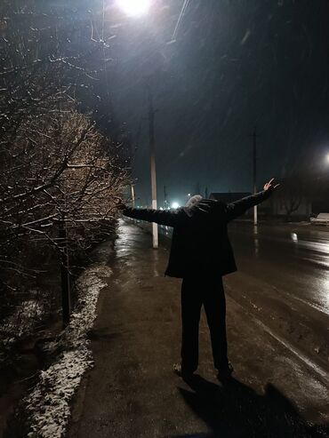 требуется музыкант в кафе: Бармен. Тажрыйбалуу. 1 on 2