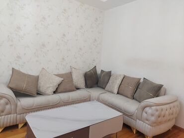 Divan və masa dəstləri: Künc divan, Qonaq otağı üçün, Açılmayan