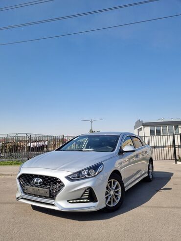 продаю машину требуется ремонт двигателя: Hyundai Sonata: 2020 г., 2 л, Автомат, Газ, Седан