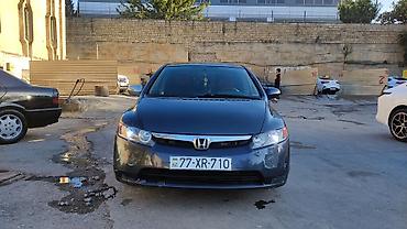 Honda: Honda Civic: 1.3 l | 2006 il Sedan — 8