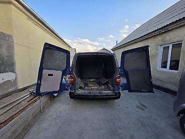 sprinter 4 4: Volkswagen Transporter: 2008 г., 1.9 л, Механика, Дизель, Фургон — 10