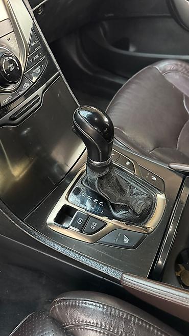 Hyundai: Hyundai Azera: 3 l | 2013 il Sedan — 7