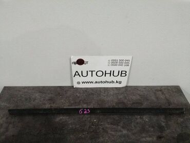 Другие автозапчасти: Уплотнительная резинка двери Mazda Demio DW3W 1300 2001 (б/у) КУЗОВНЫЕ