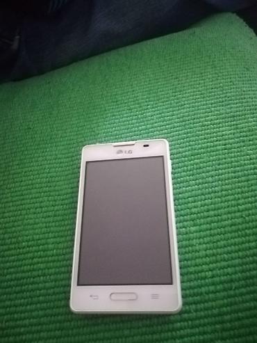 Telefon je neispravan samo se pali svetlo na dugme i pojavi lg, neće na lalafo.rs Telefon je neispravan samo se pali svetlo na dugme i pojavi lg, neće