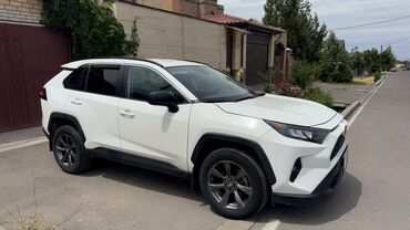хорош сост: Toyota RAV4: 2020 г., 2.5 л, Автомат, Бензин, Кроссовер