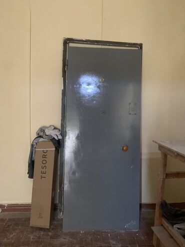 seyf qapi 2ci el: Dəmir qapı