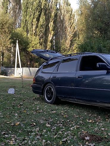 Toyota: Toyota Camry: 1992 г., 2.2 л, Механика, Газ, Универсал — 9