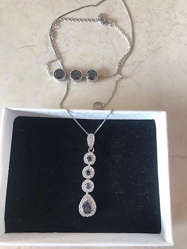 gumuş 925: Dəstə daxildir: Boyunbağı, Pandora, Gümüş, 925 Əyar, 26 g — 2