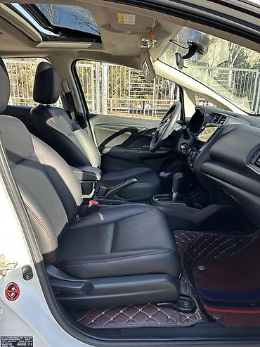 порог фит: Honda Fit: 2019 г., 1.5 л, Вариатор, Бензин, Хэтчбэк — 10