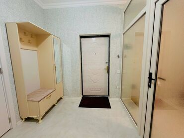 Uzunmüddətli kirayə mənzillər: Abşeron rayonu, Saray qəsəbəsi, Saray MTK-da olan, 14 mərtəbəli yeni — 5