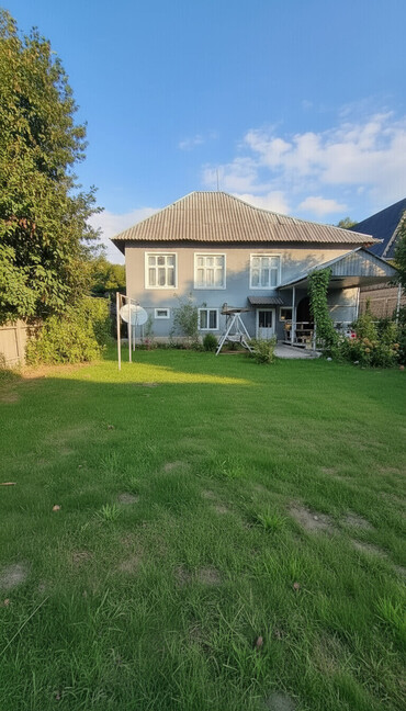 Həyət evləri və villaların satışı: Qəbələnin mərkəzində həyət evi satılır❗️❗️ ●Məkan: Şəhərin mərkəzi — 1