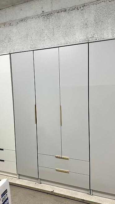 Шифоньеры, шкафы для одежды: Качество на первом месте! Прослужит вам долгие годы! Трехдверный шкаф — 2