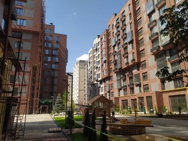 квартиры в г балыкчы: 3 комнаты, 117 м², Элитка, 7 этаж, ПСО (под самоотделку)