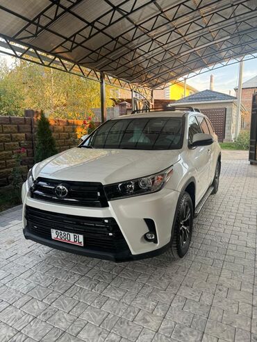 Toyota: Toyota Highlander: 2018 г., 3.5 л, Автомат, Бензин, Кроссовер