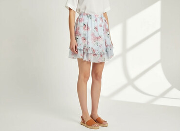 spódniczka i marynarka: Women`s skirt, size S