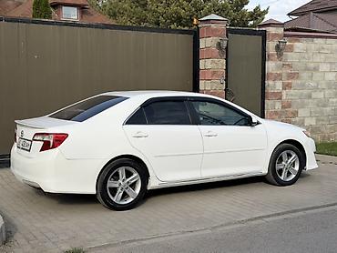мафон для машины: Toyota Camry: 2014 г., Автомат, Бензин, Седан — 7
