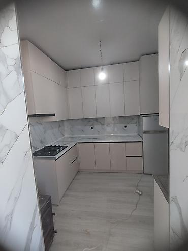 silver kitchen: Кухонный гарнитур угловой, современный стиль - Планировка — 1