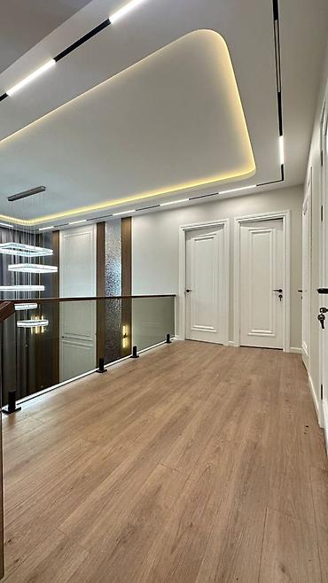 Продажа коттеджей и домов: 🏡ПРОДАЕТСЯ ОСОБНЯК 📍Арча-Бешик 🏠Площадь:200м² 🌿Участок:3сотки — 15