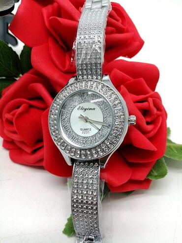 Ručni satovi: 1400din Prelep interesantan i praktican zenski sat sa kopcanjem na — 10