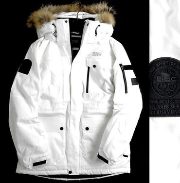 с мехом чернобурка с: Куртка M (EU 38), цвет - Белый