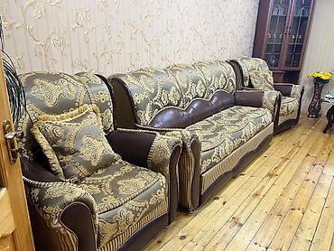 saloglu divanlar: Klassik üslubda 3 parçalı yumşaq mebel dəsti - Tərkib: 1 ədəd — 2
