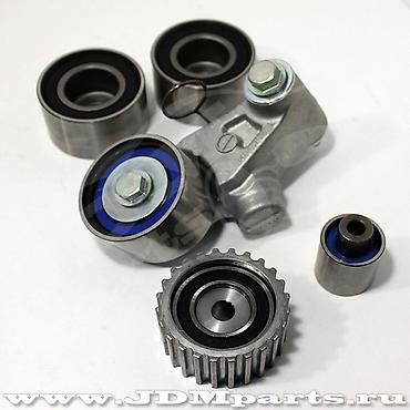 Натяжители: Натяжитель Honda Новый — 15