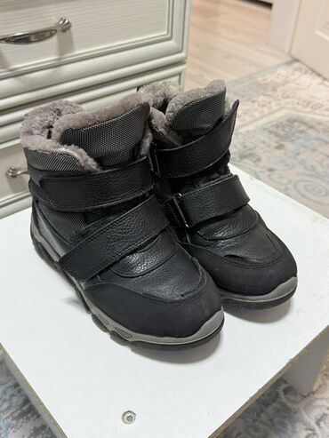 спортивный одежды: Детские зимние ботинки - Цвет: черный с серыми элементами -