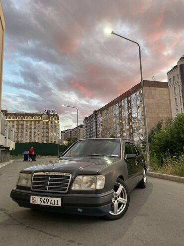 мерс лехкавой: Mercedes-Benz E 320: 1992 г., 3.2 л, Автомат, Бензин, Седан