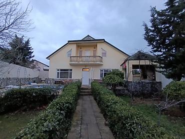 ev hovsan: 6 otaqlı, 197 kv. m, Orta təmir — 9