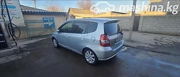 машина в ош: Honda Fit: 2004 г., 1.3 л, Автомат, Бензин, Хэтчбэк — 2
