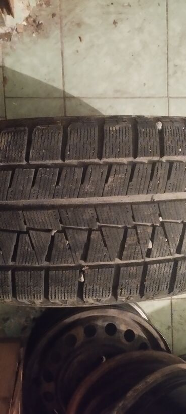 Шины: Шины 215 / 50 / R 17, Зима, Б/у, Комплект, Легковые, Япония, Bridgestone